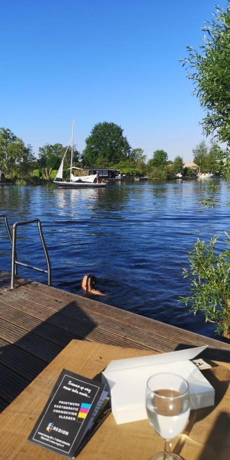 C'est la Vie Houseboat Hotel Nederhorst den Berg Exterior foto